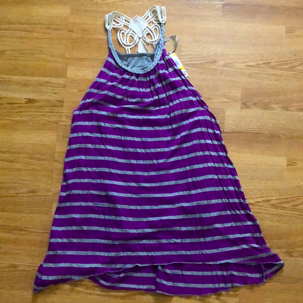 Epic threads- top that goes well with leggings!